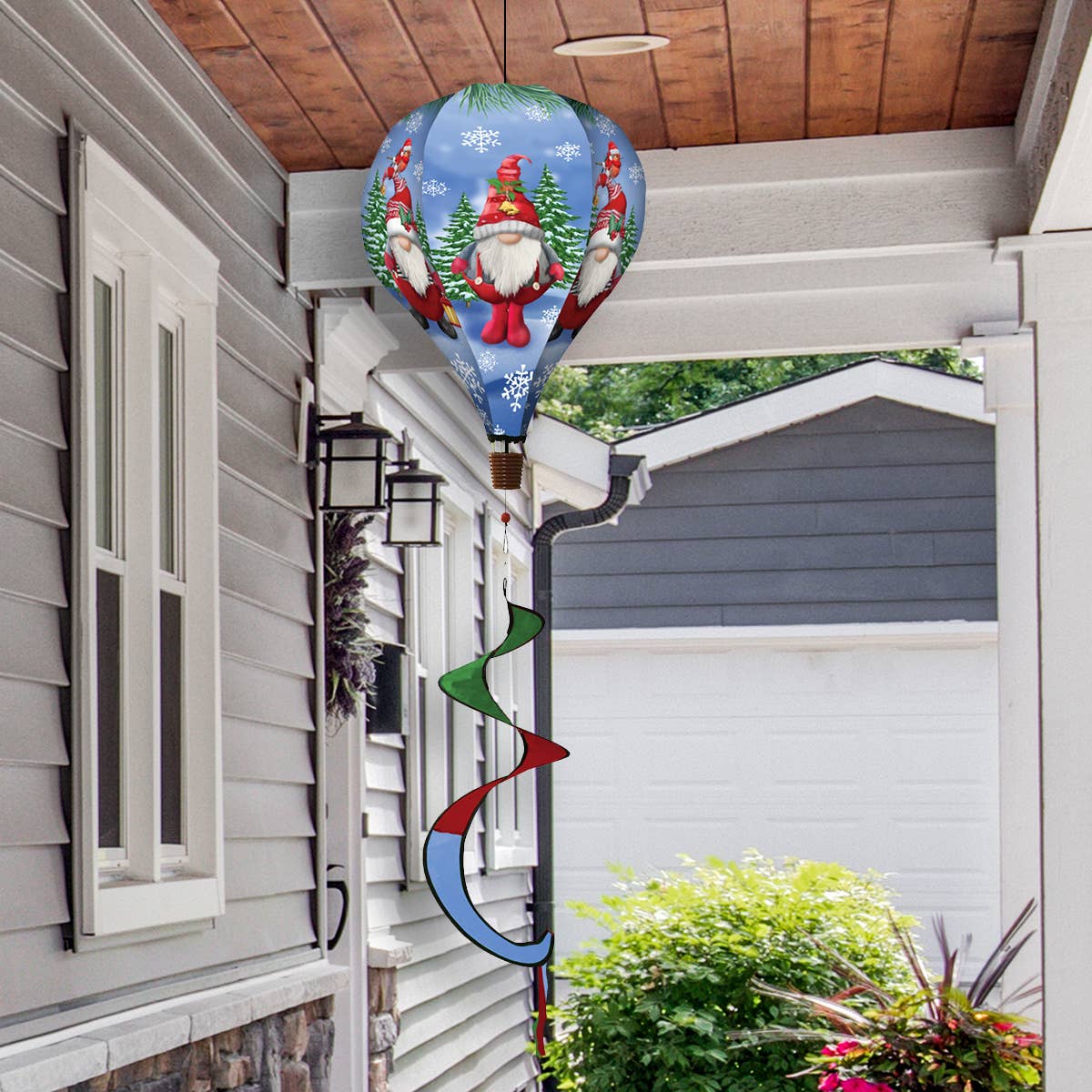 Winter Gnomes Deluxe Hot Air Balloon Spinner