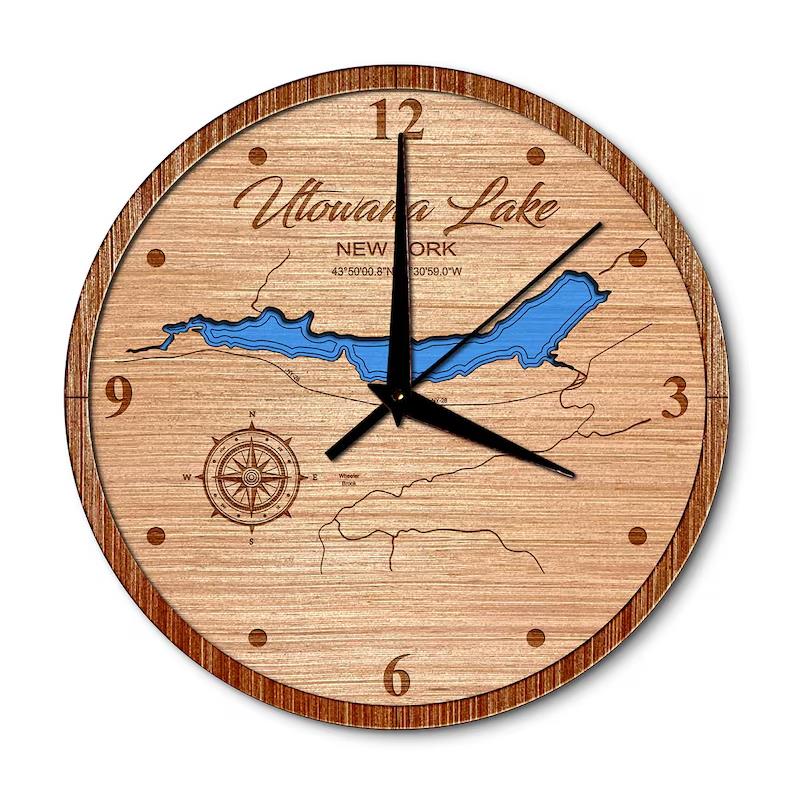 Utowana Lake, New York 14in Layered Map Clock