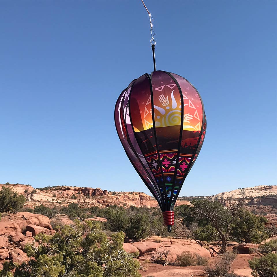Southwest 10 Panel Hot Air Balloon Spinner